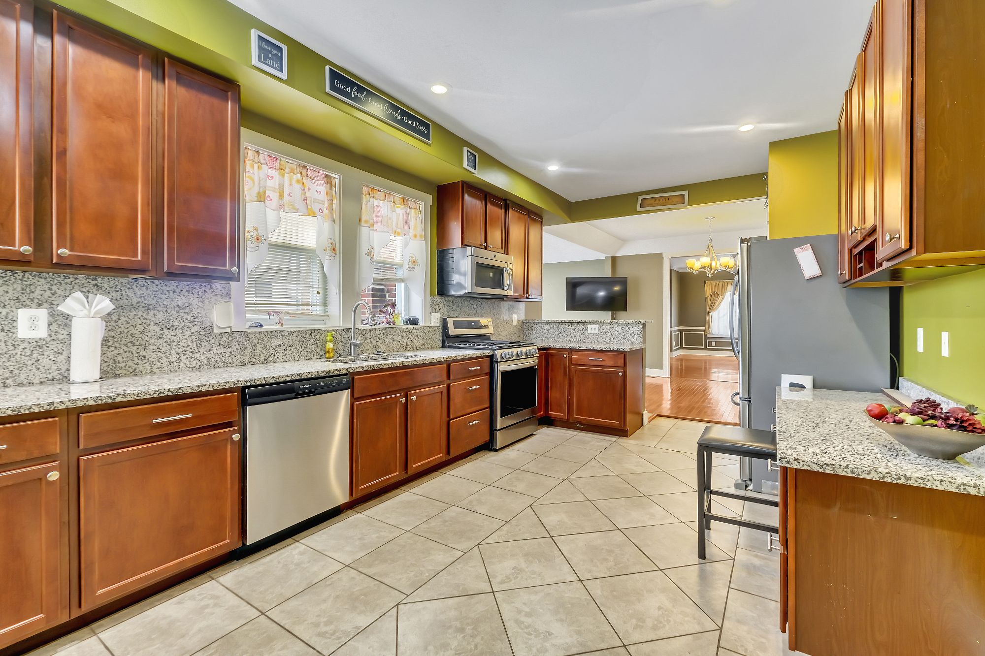 3504 Edgewood Road