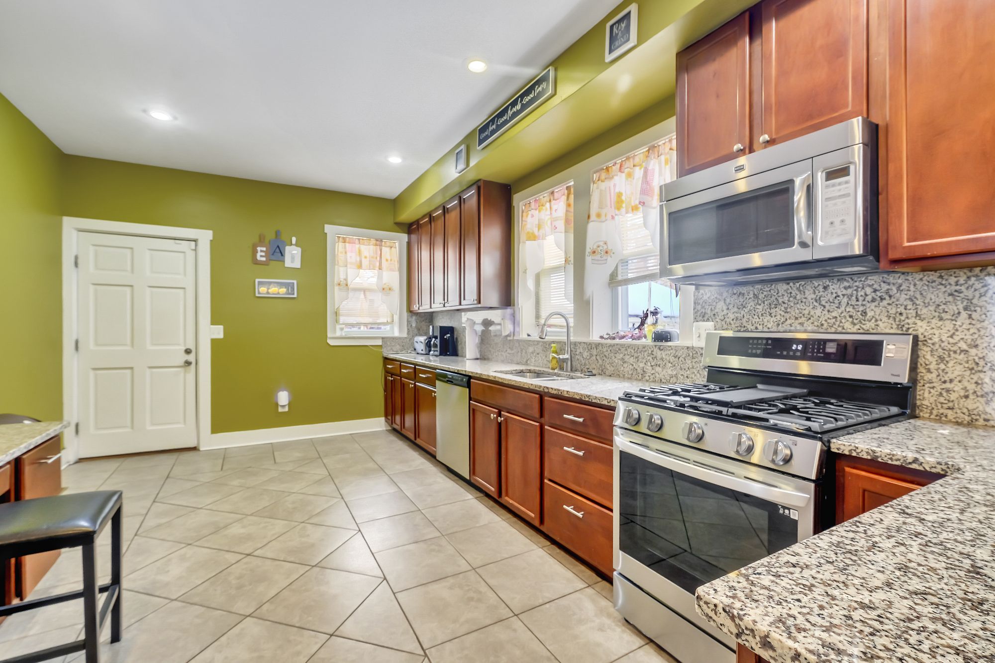 3504 Edgewood Road