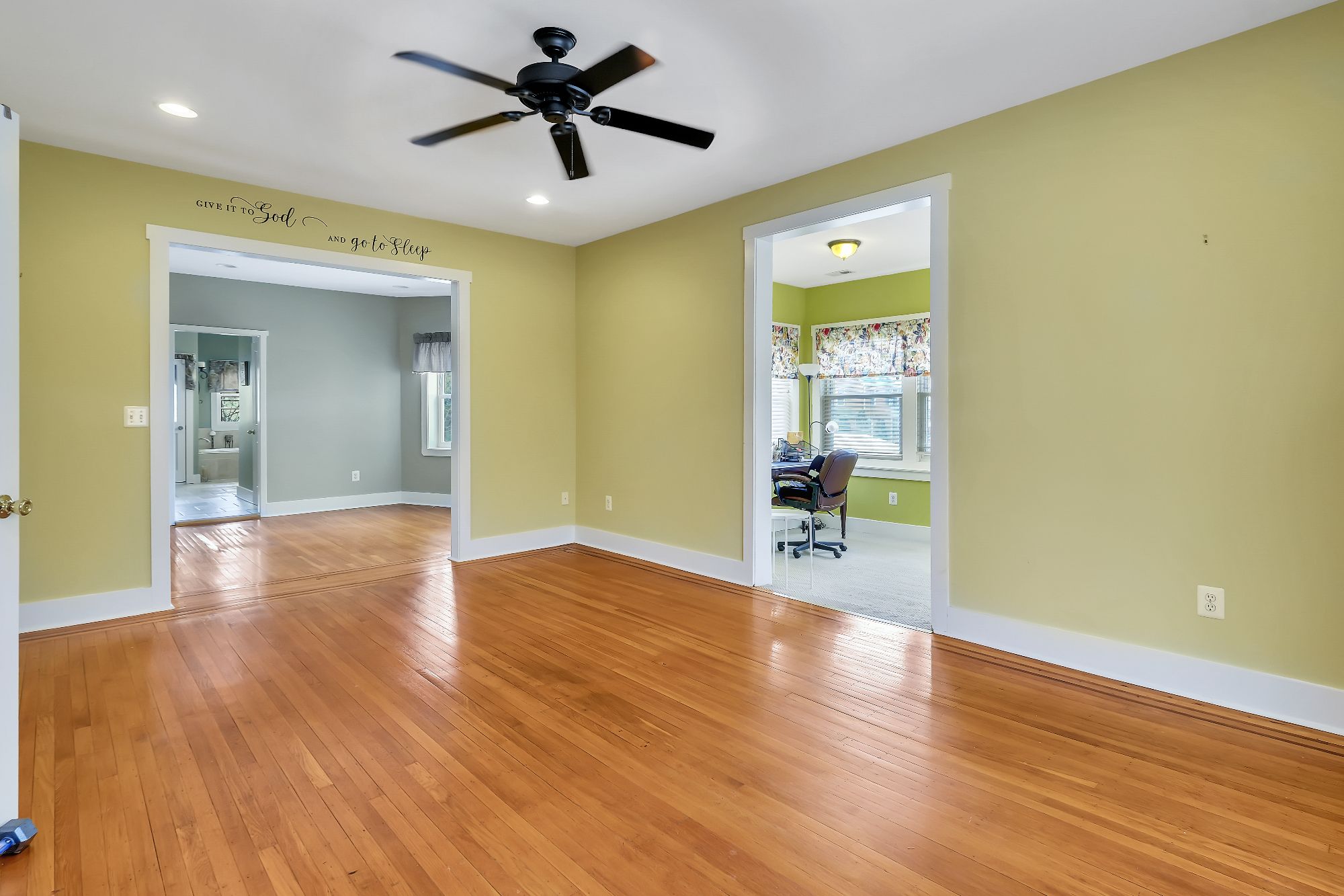 3504 Edgewood Road