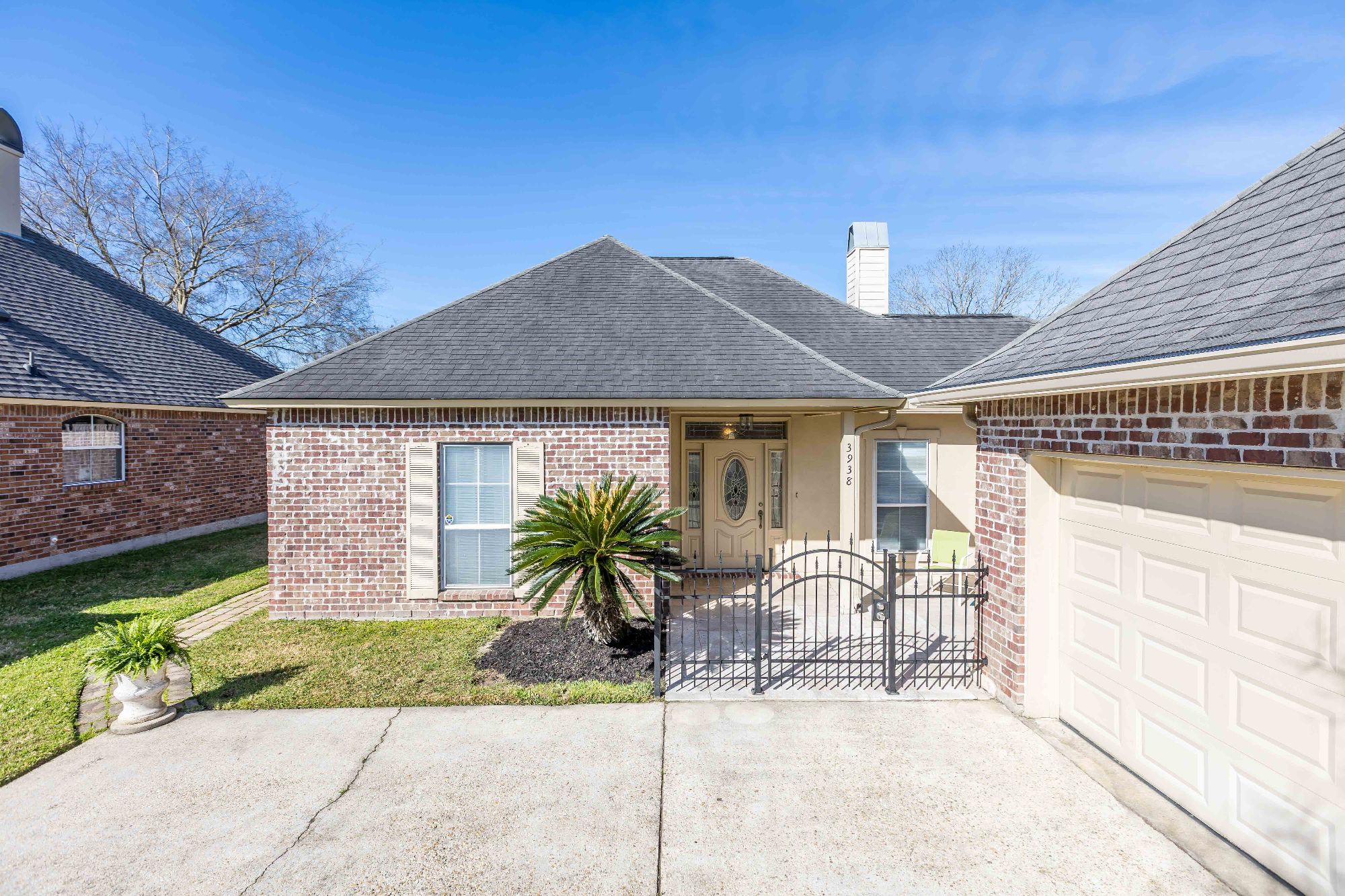 3938 Meadow Ridge Drive
