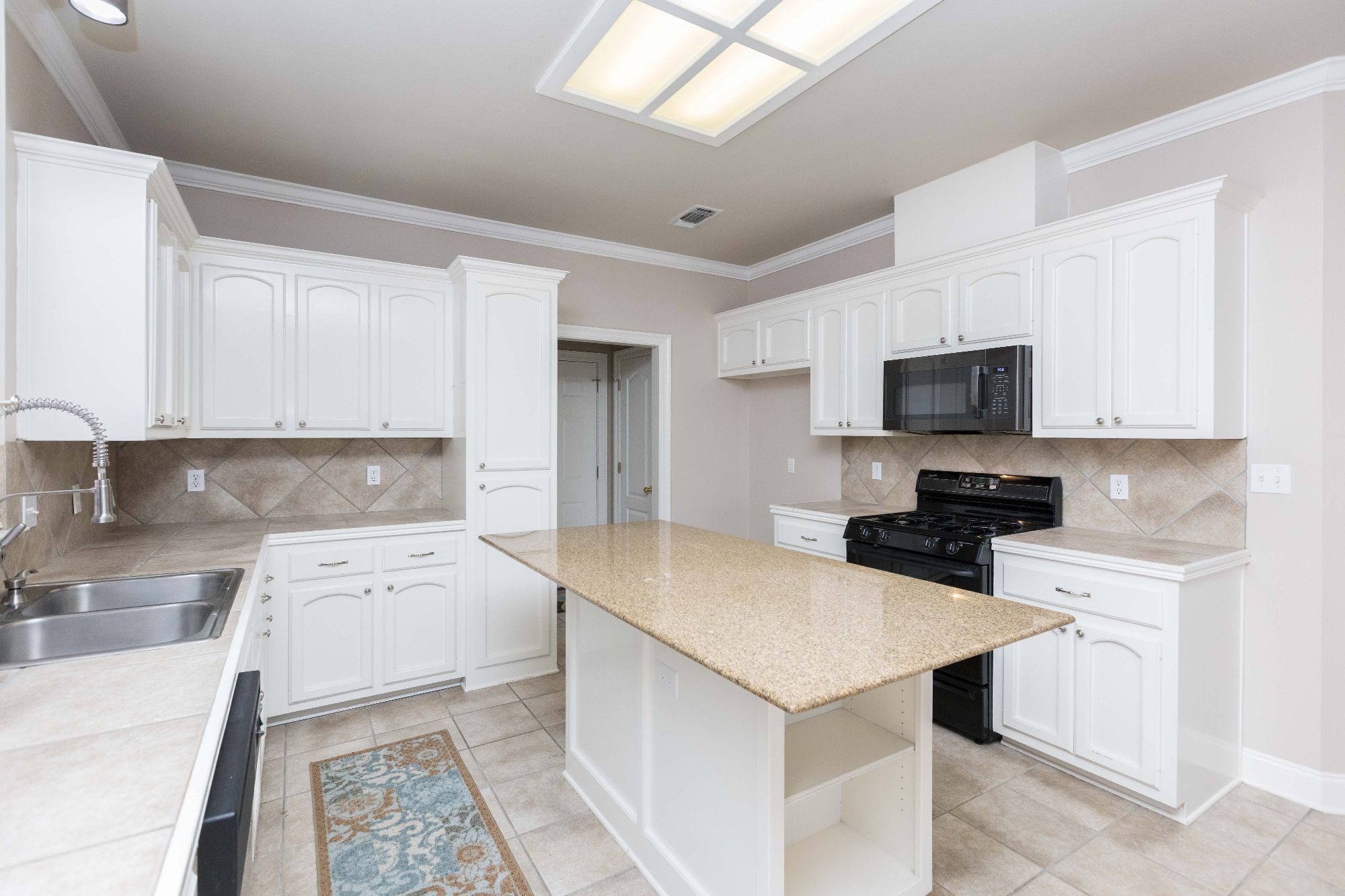 3938 Meadow Ridge Drive