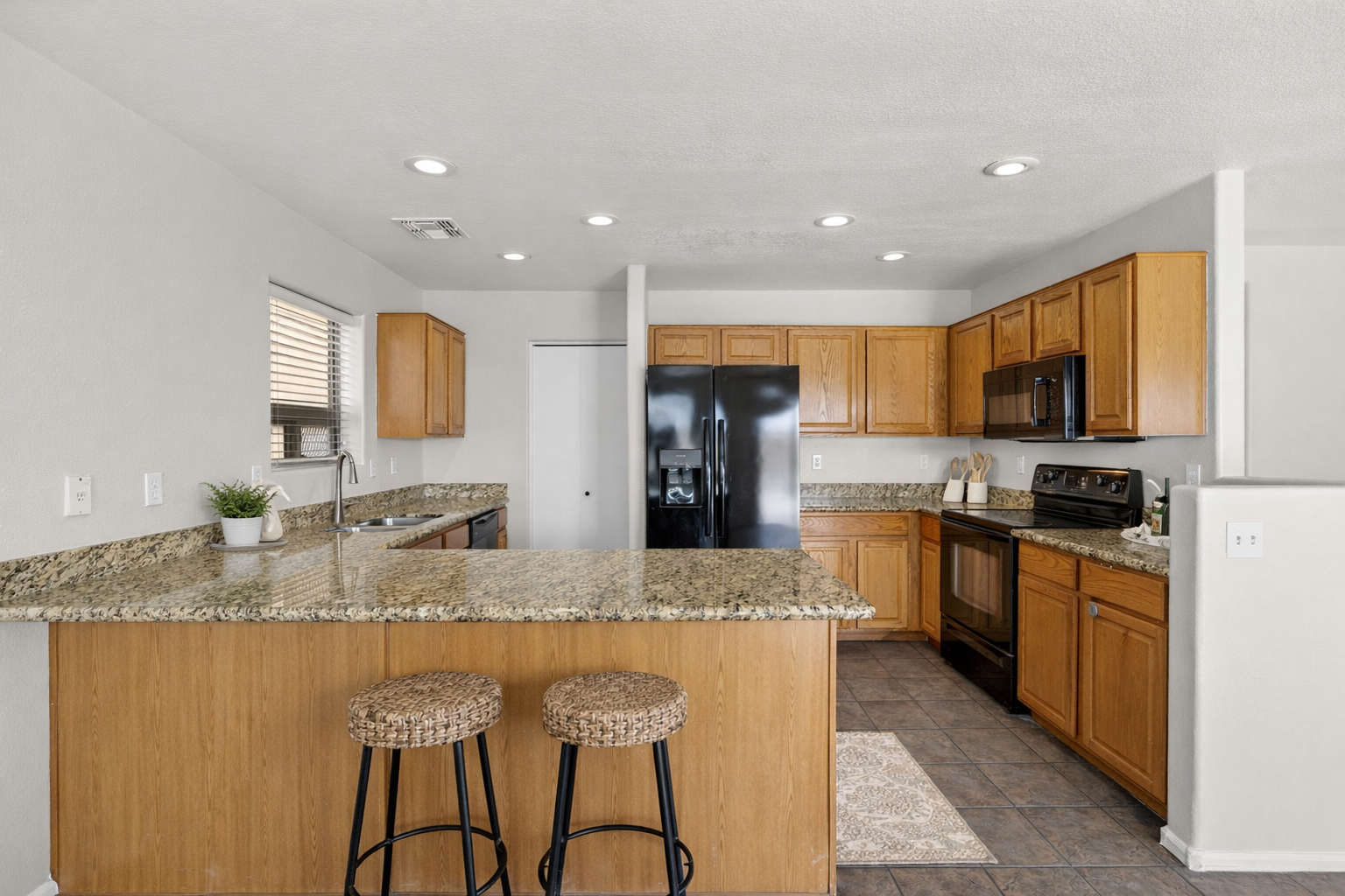 41628 West Hillman Drive
