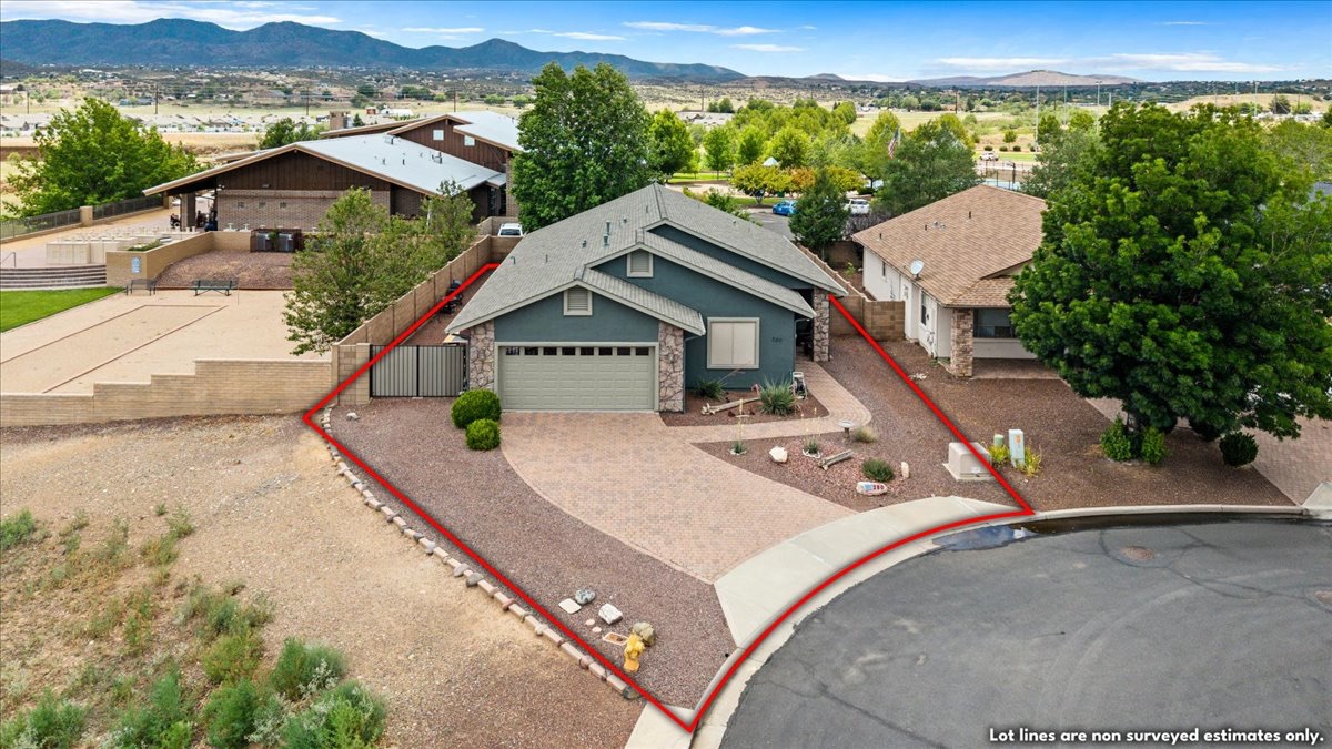 280 North La Paz Street