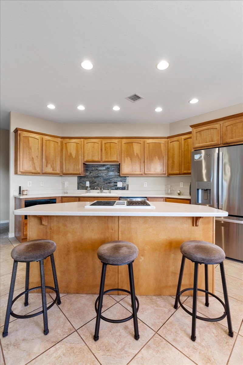 280 North La Paz Street