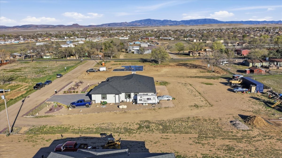 925 East Aztec Drive