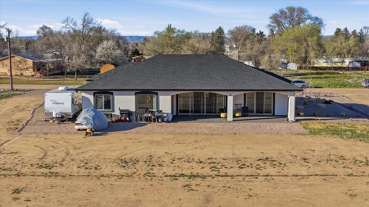 925 East Aztec Drive