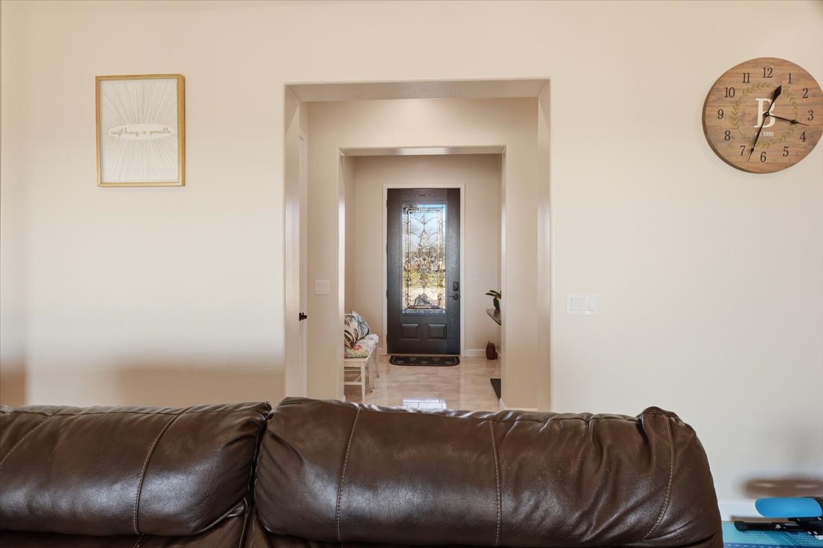 925 East Aztec Drive