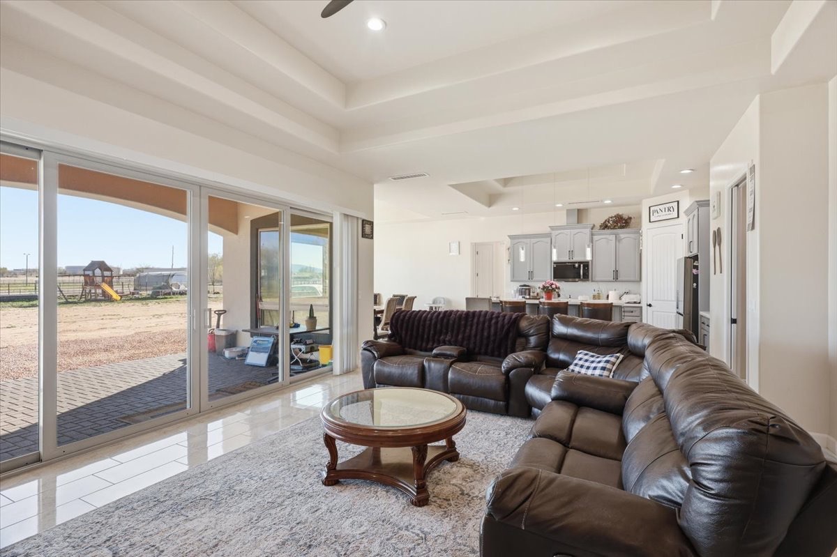 925 East Aztec Drive