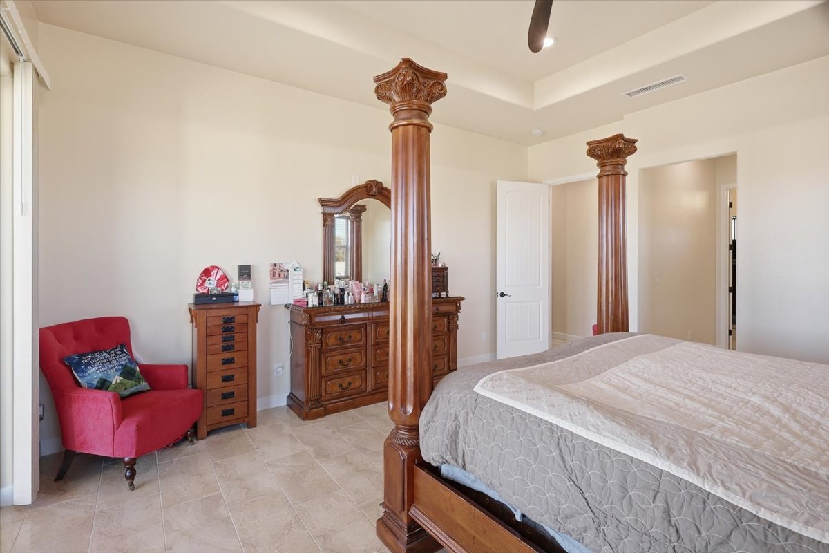 925 East Aztec Drive