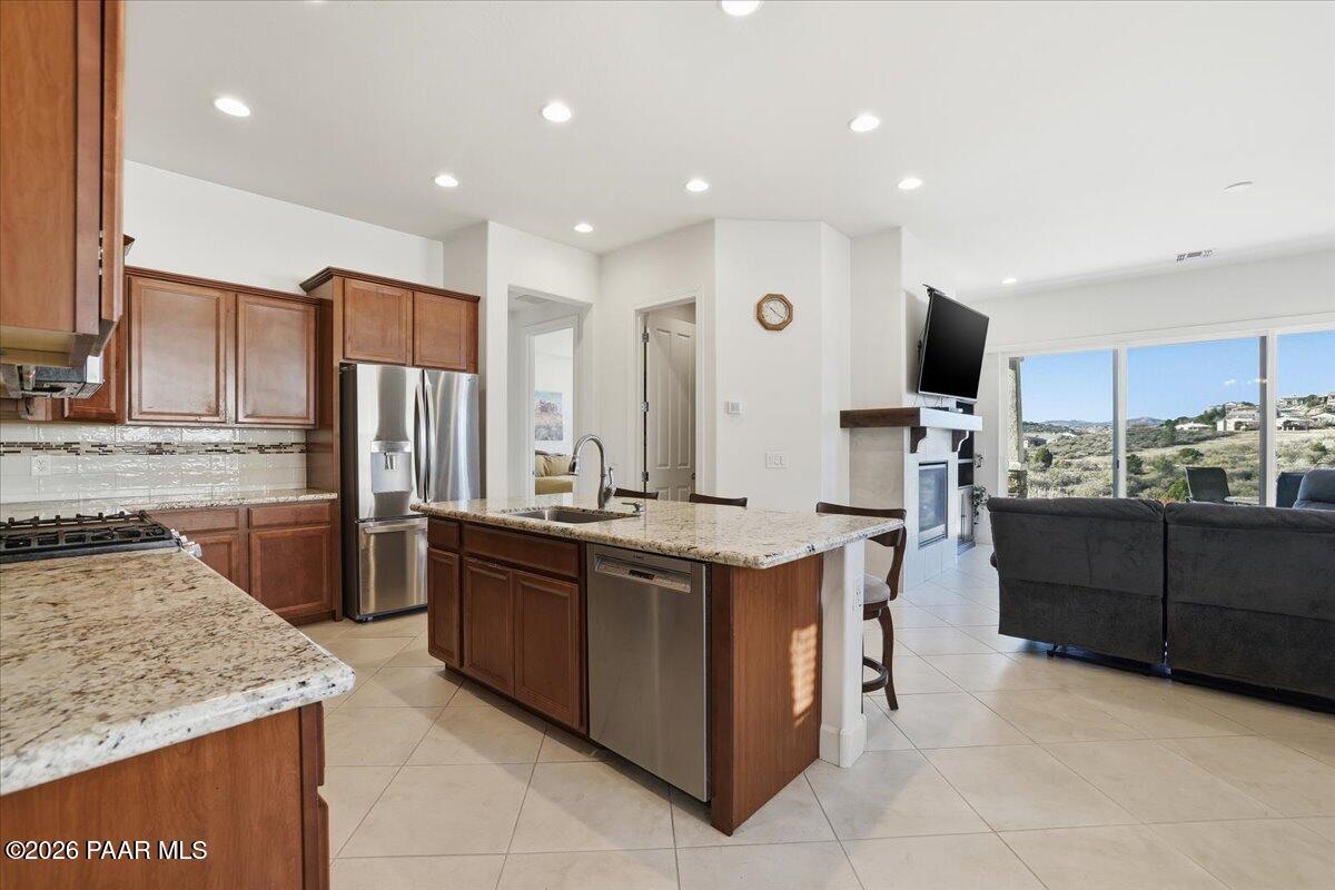 1528 Varsity Drive
