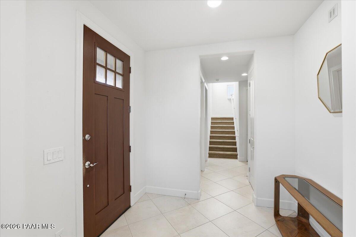 1528 Varsity Drive