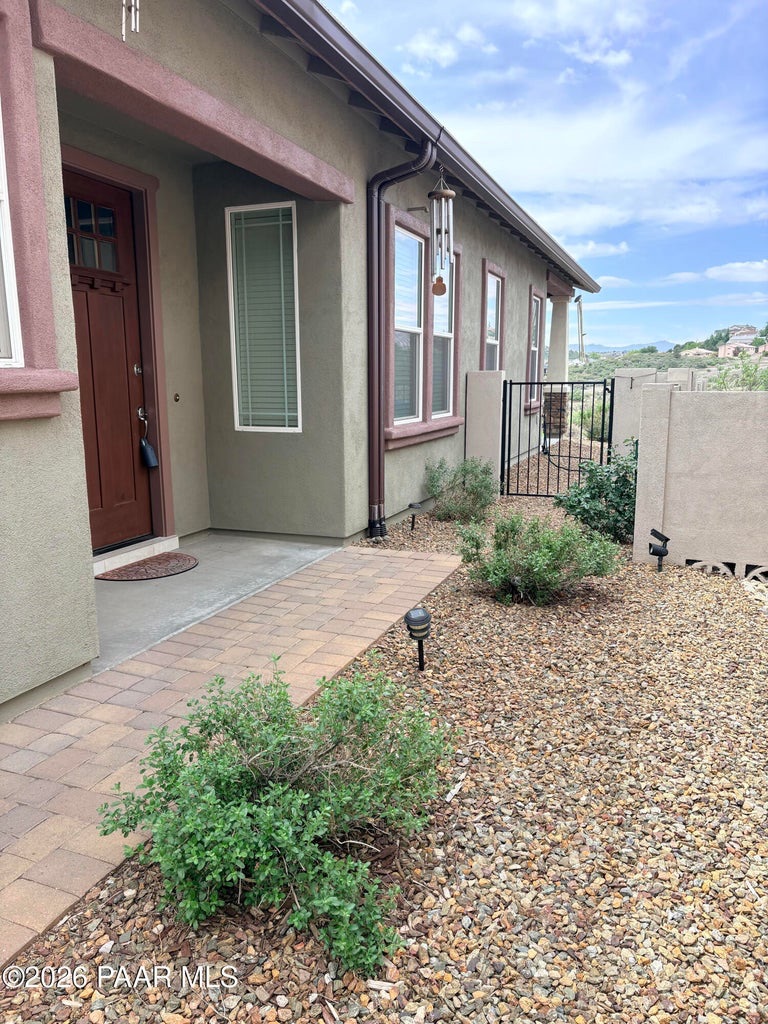 1528 Varsity Drive
