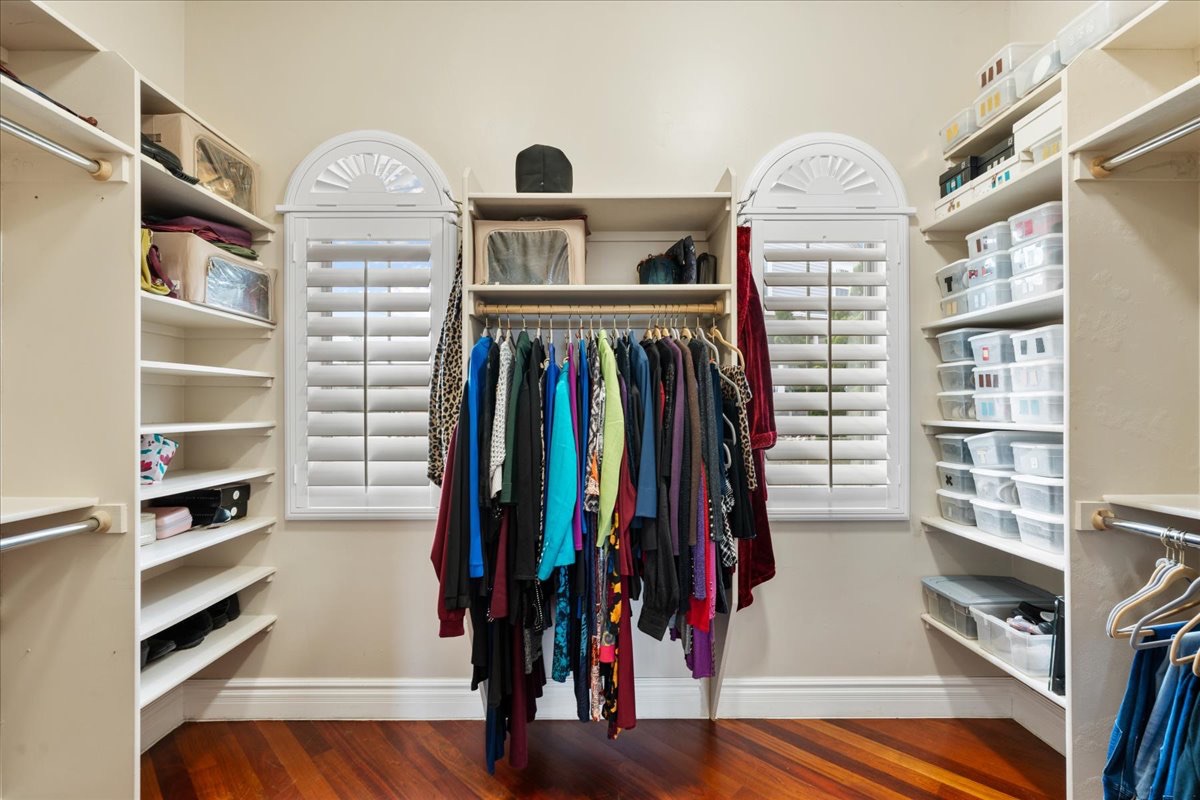 791 North Creekside Drive