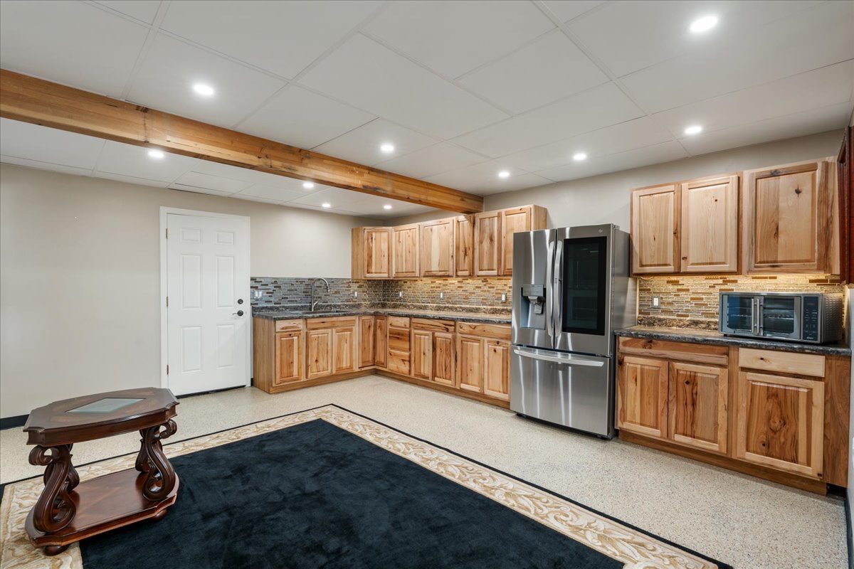 791 North Creekside Drive