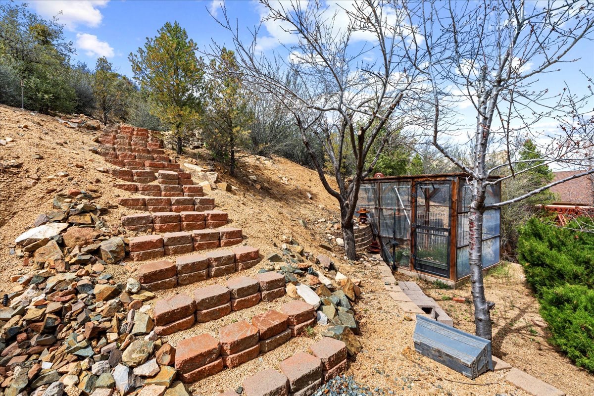 791 North Creekside Drive