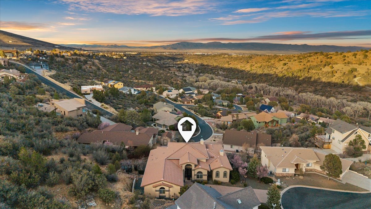 791 North Creekside Drive