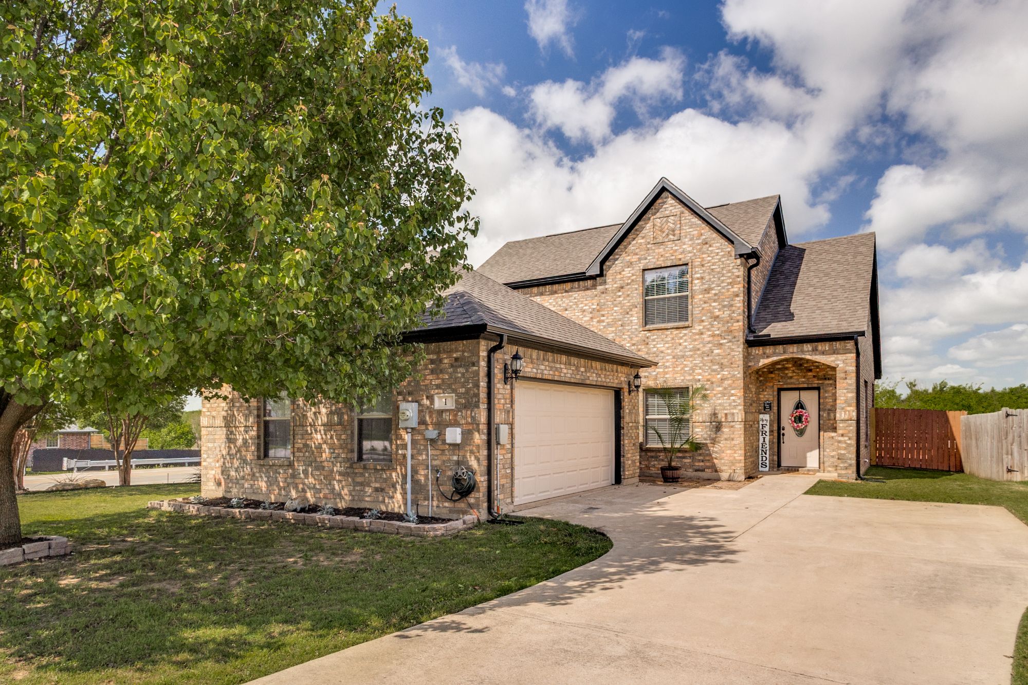 1 Pleasant Valley