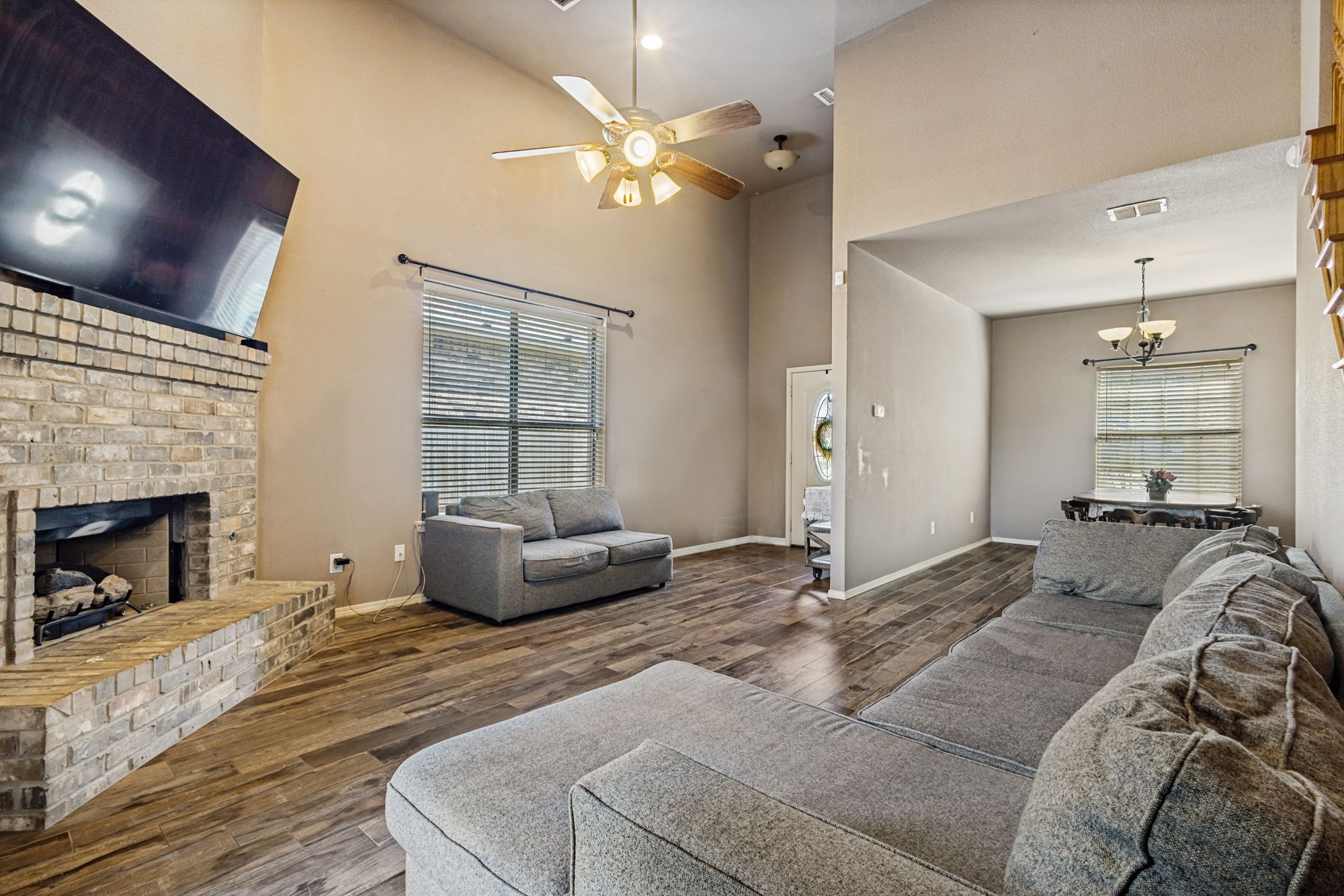 1 Pleasant Valley