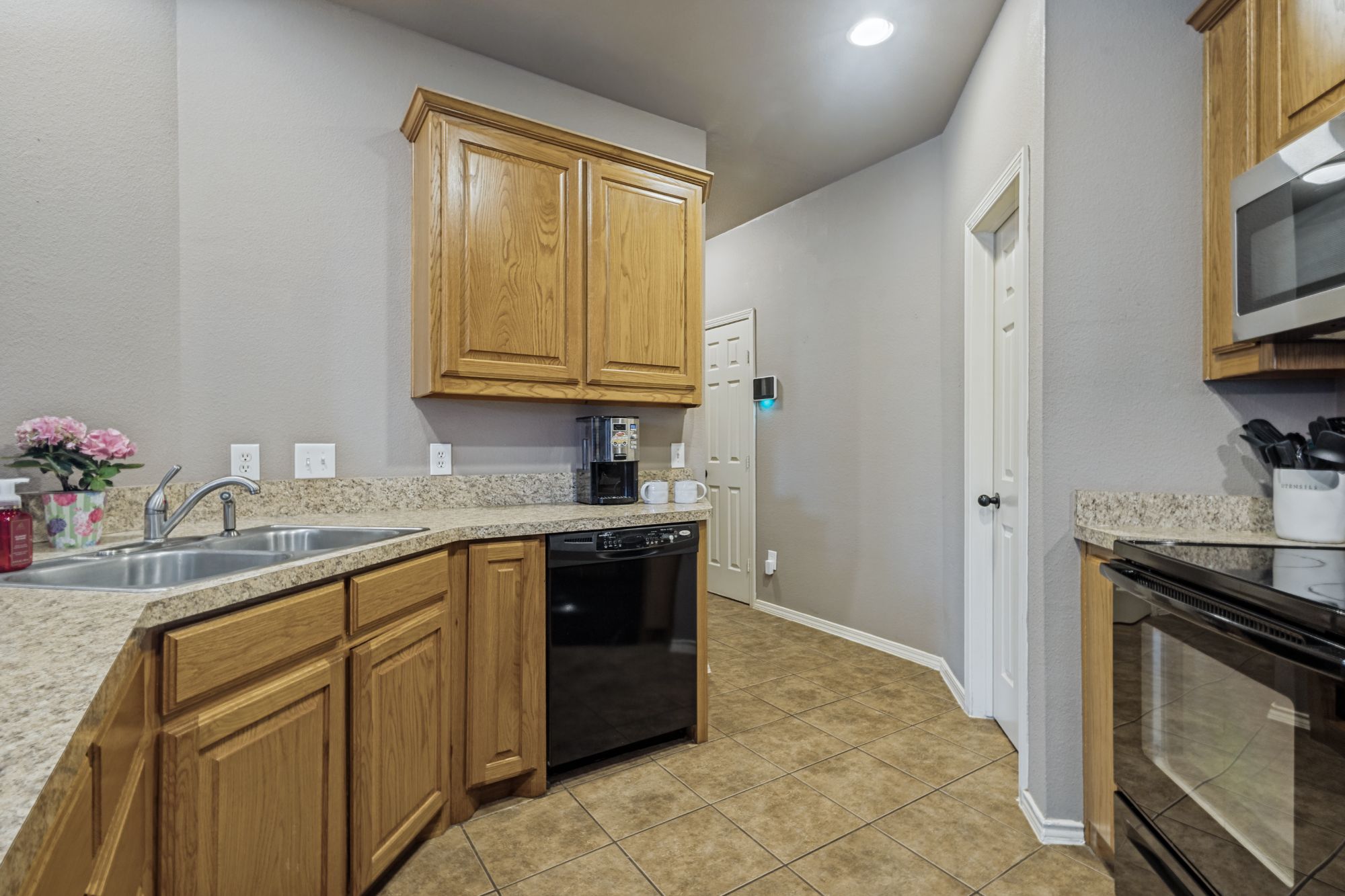 1 Pleasant Valley