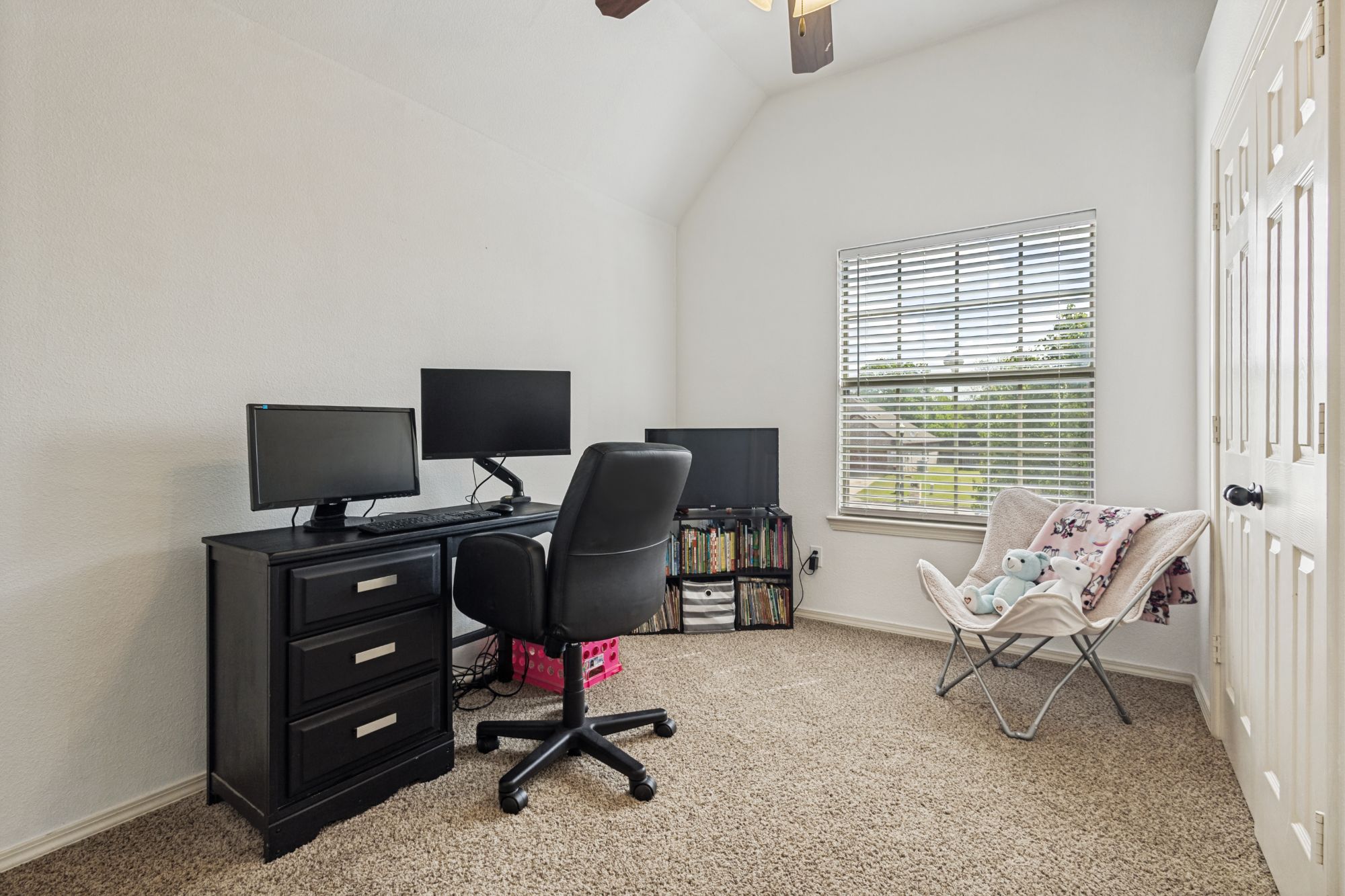 1 Pleasant Valley