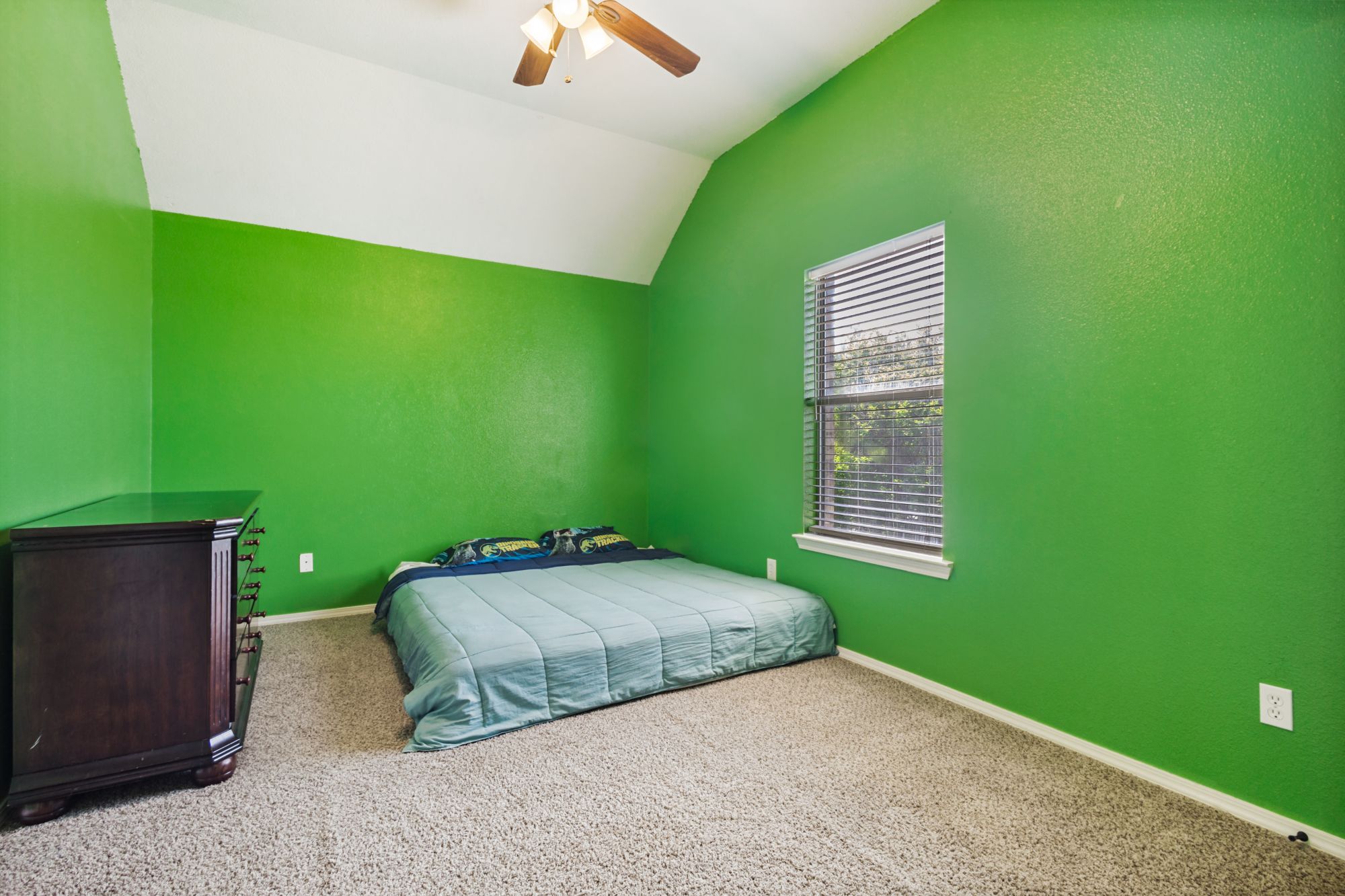 1 Pleasant Valley