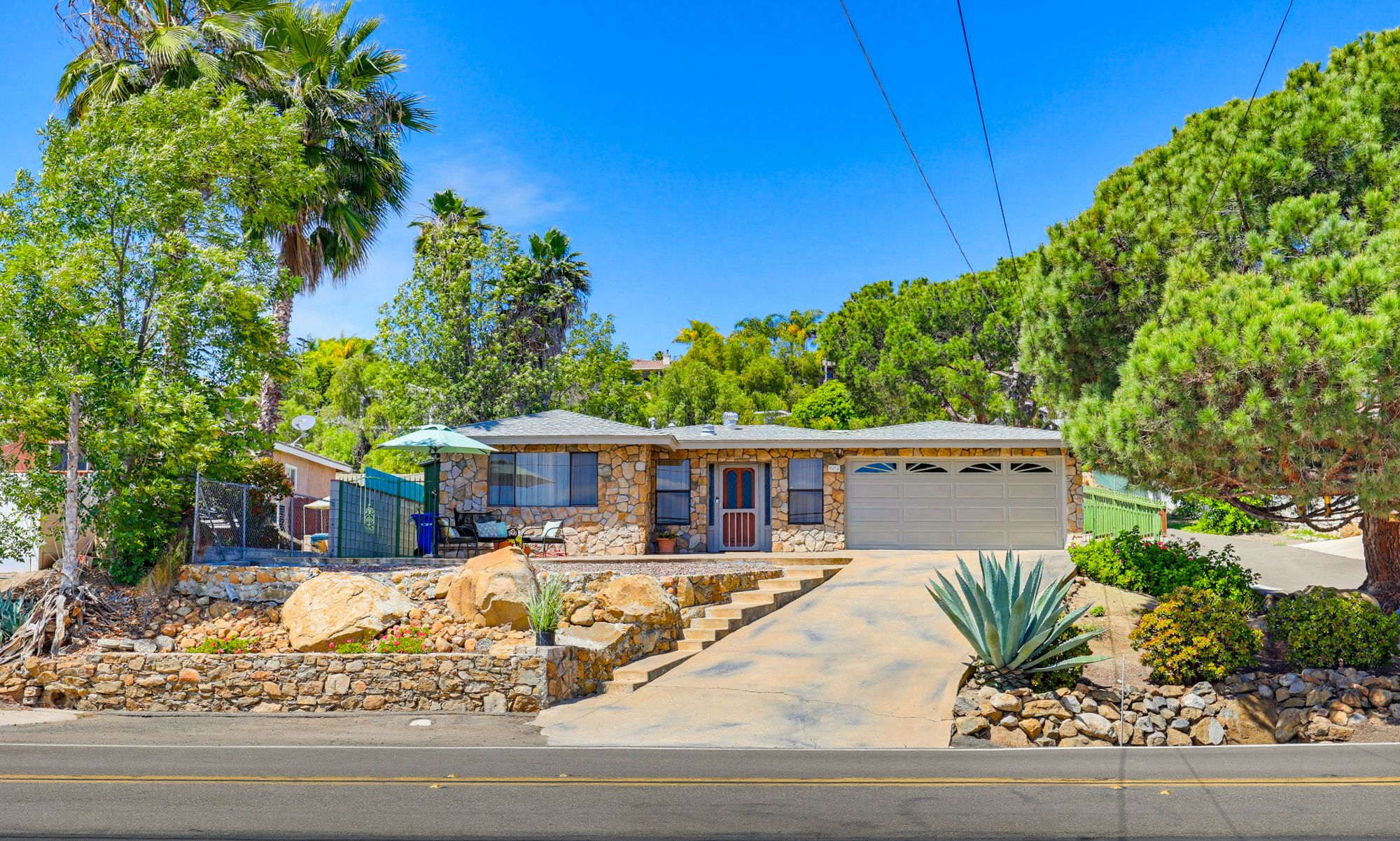 9832 Estrella Drive