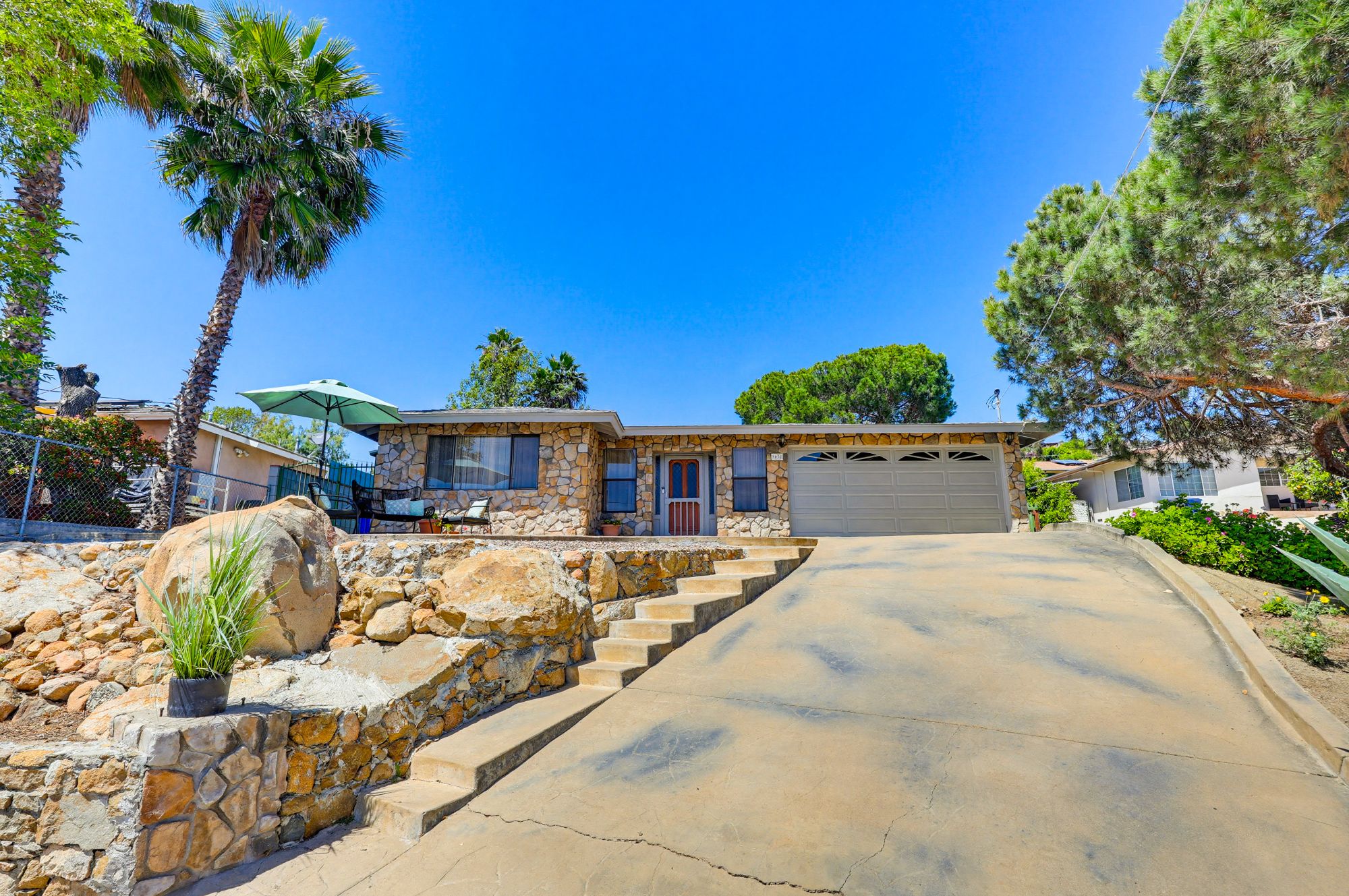 9832 Estrella Drive