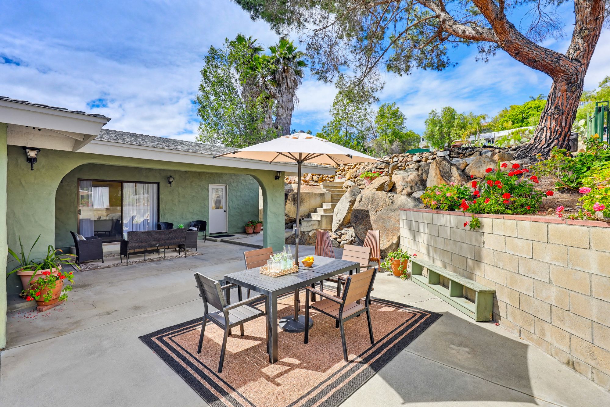 9832 Estrella Drive