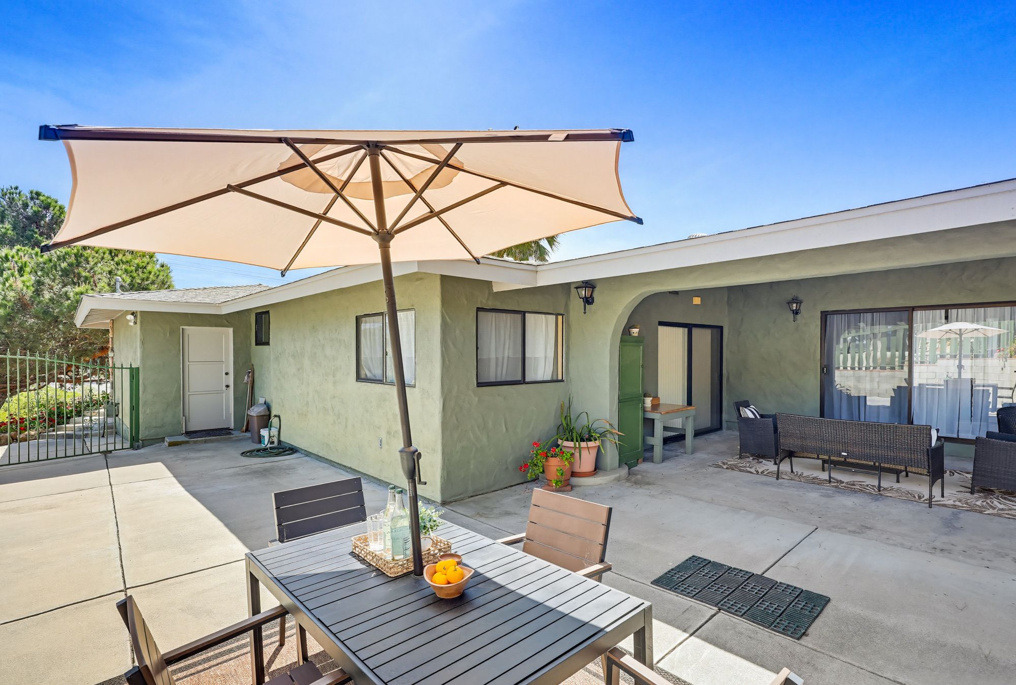 9832 Estrella Drive