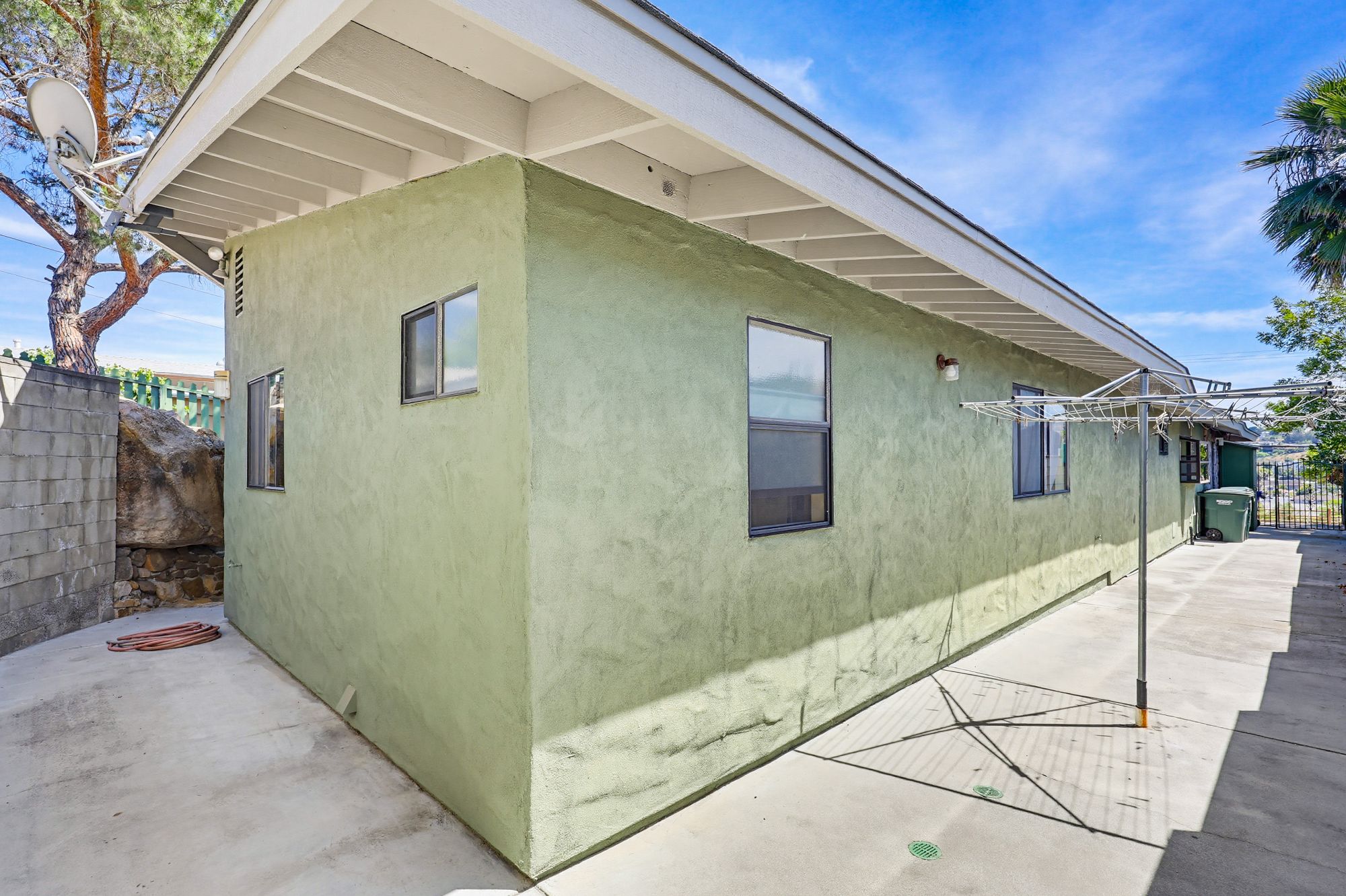 9832 Estrella Drive