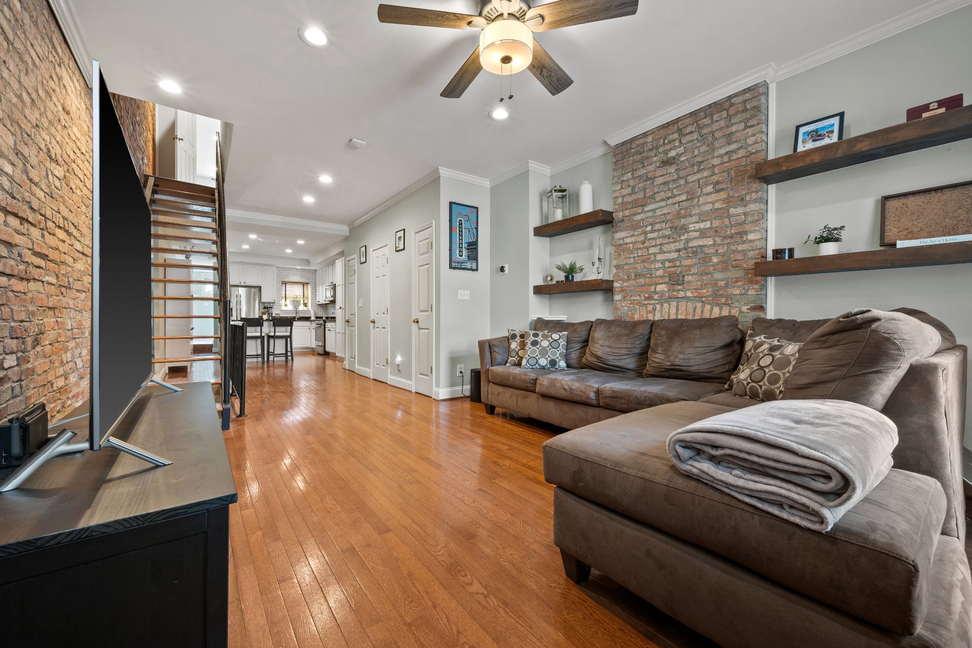 615 South Clinton Street