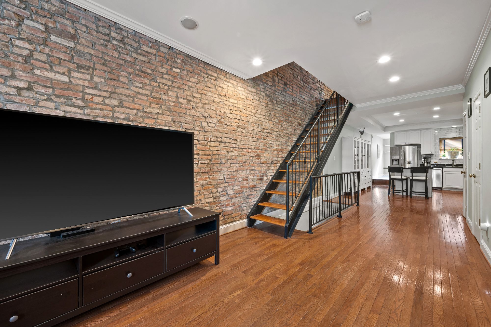 615 South Clinton Street