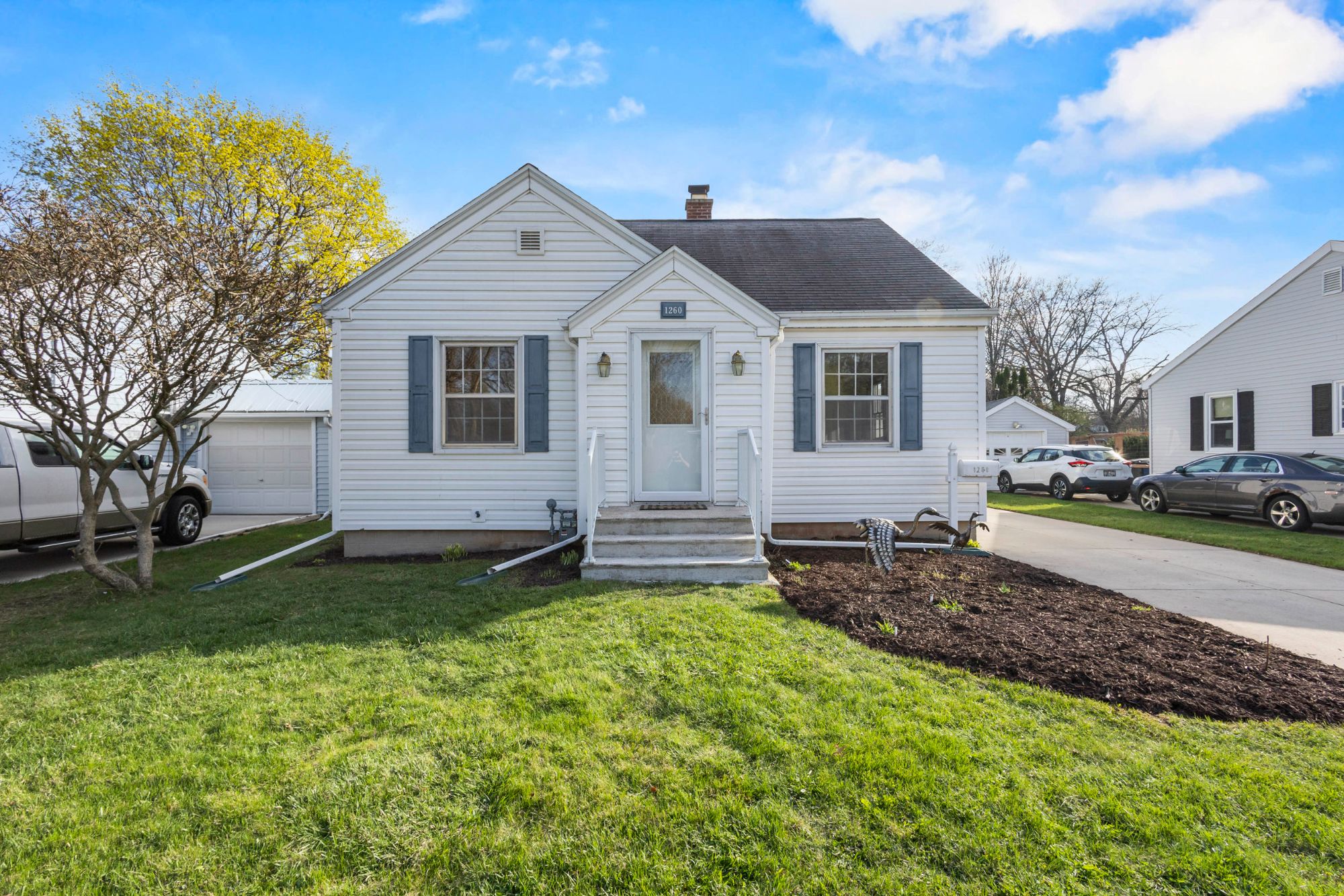 1260 Mccormick