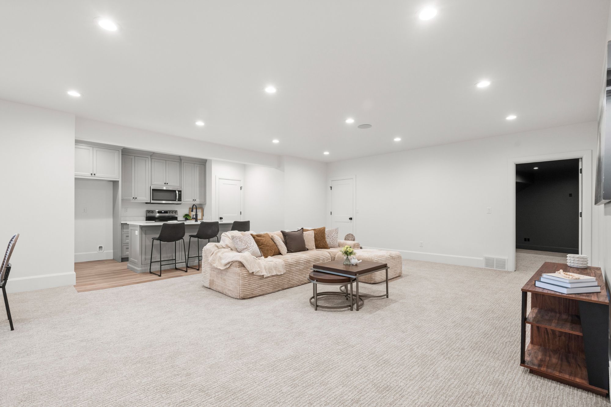 1887 West 1340 North