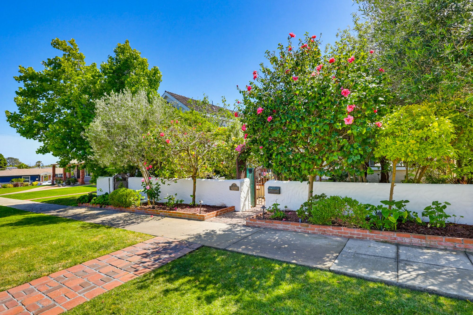 4319 Del Mar Avenue