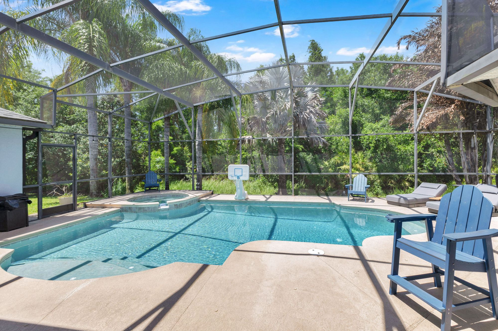 4011 Chippewa Court
