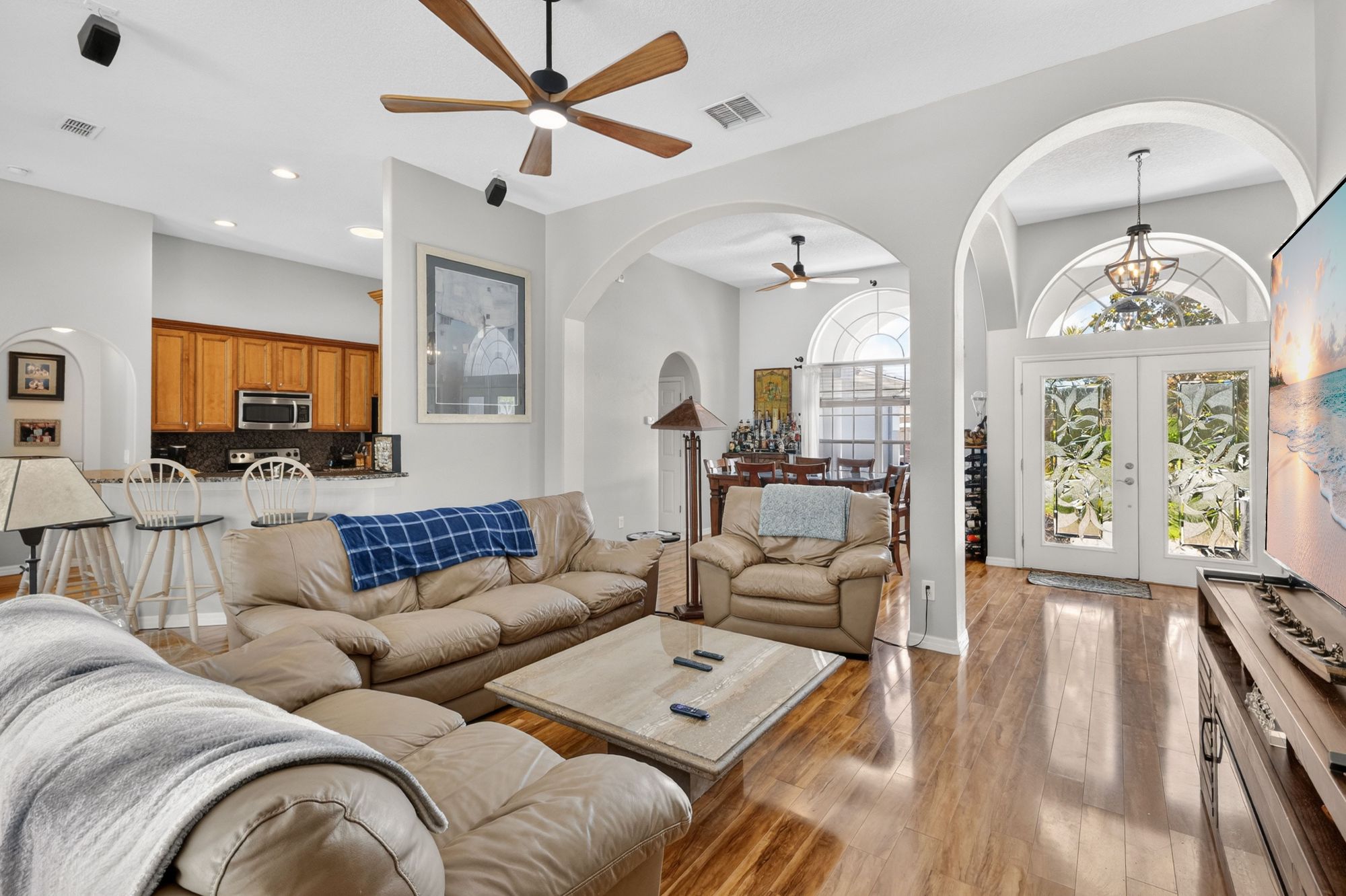 4011 Chippewa Court