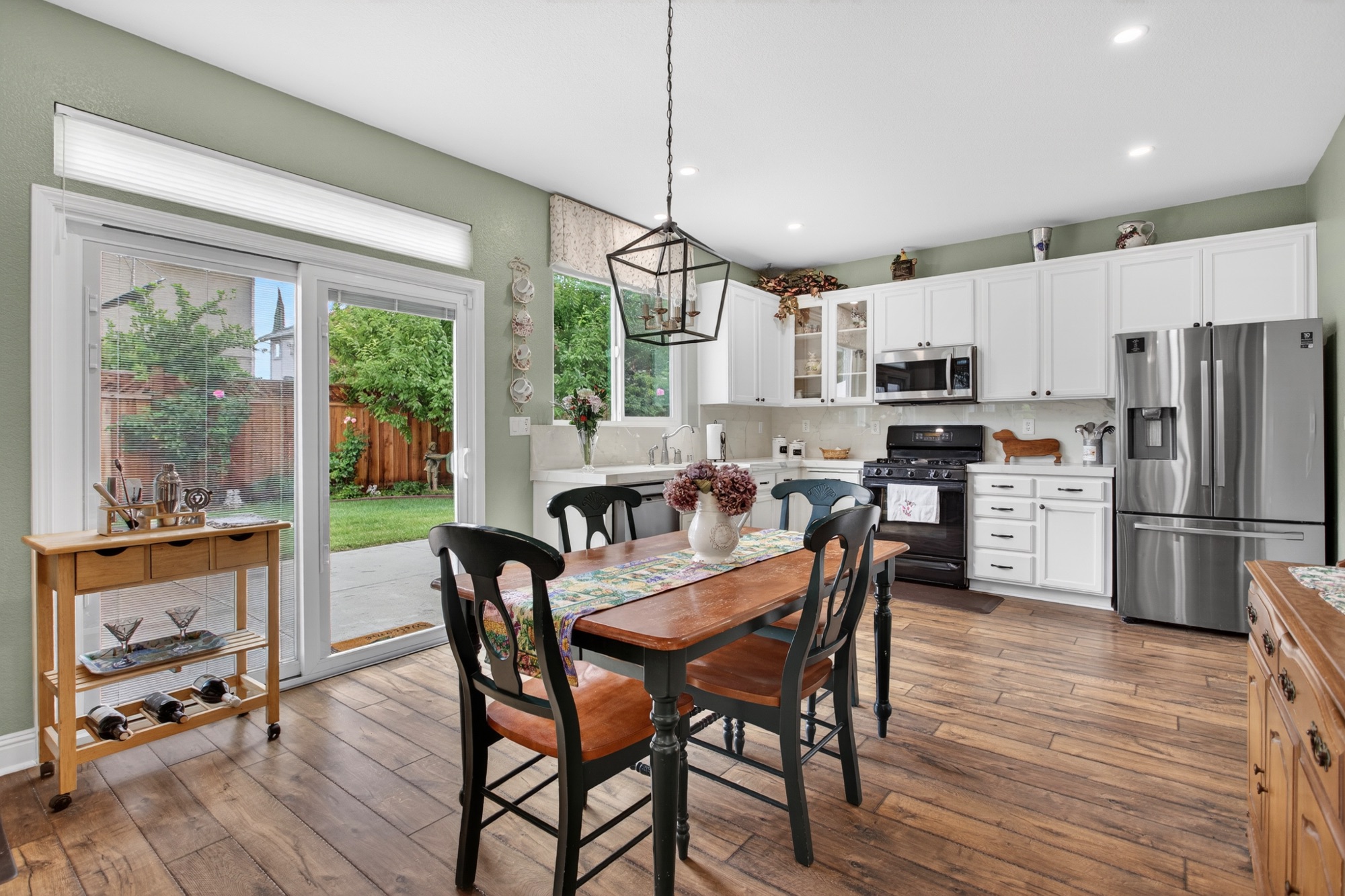 2834 Hawkins Court