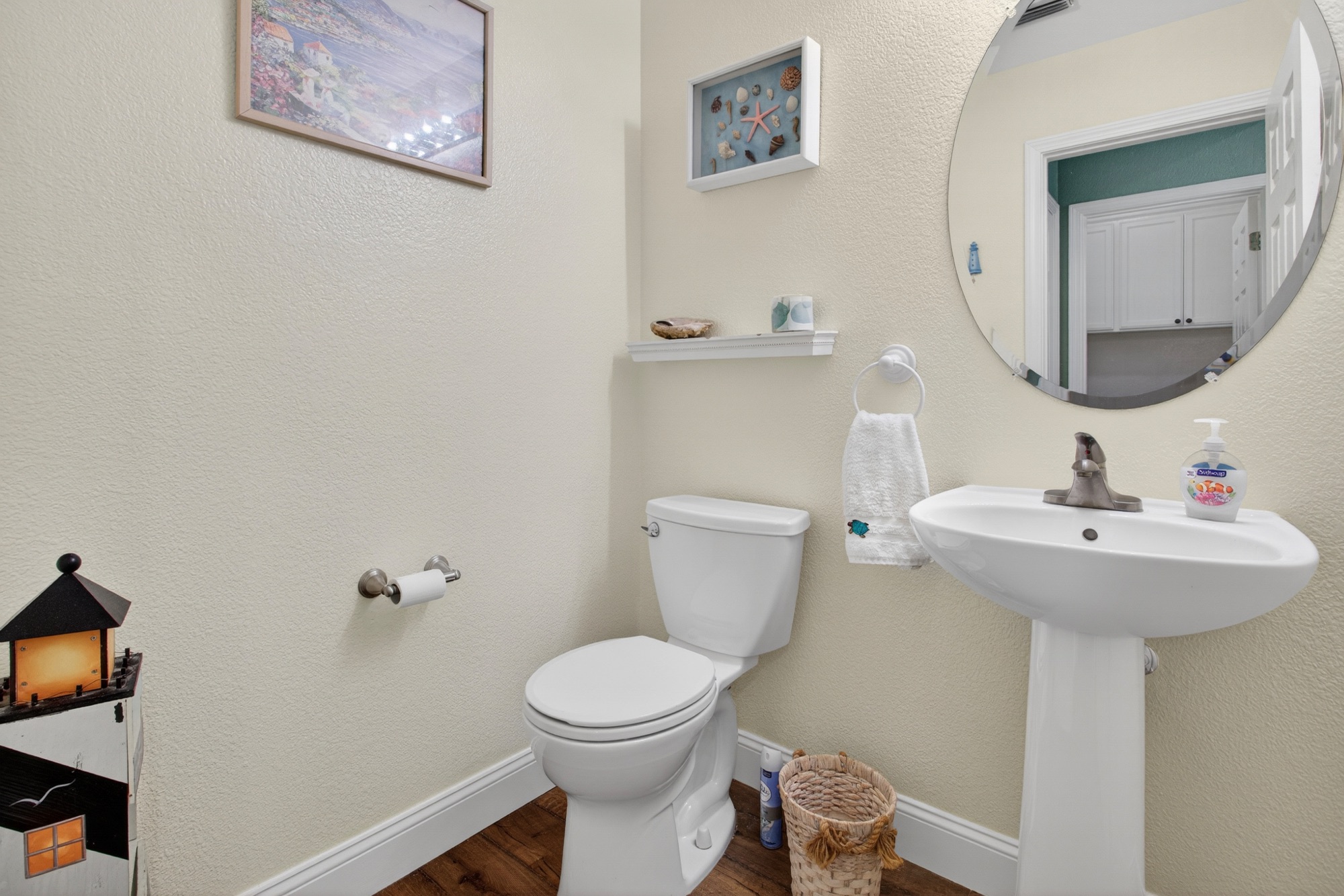 2834 Hawkins Court