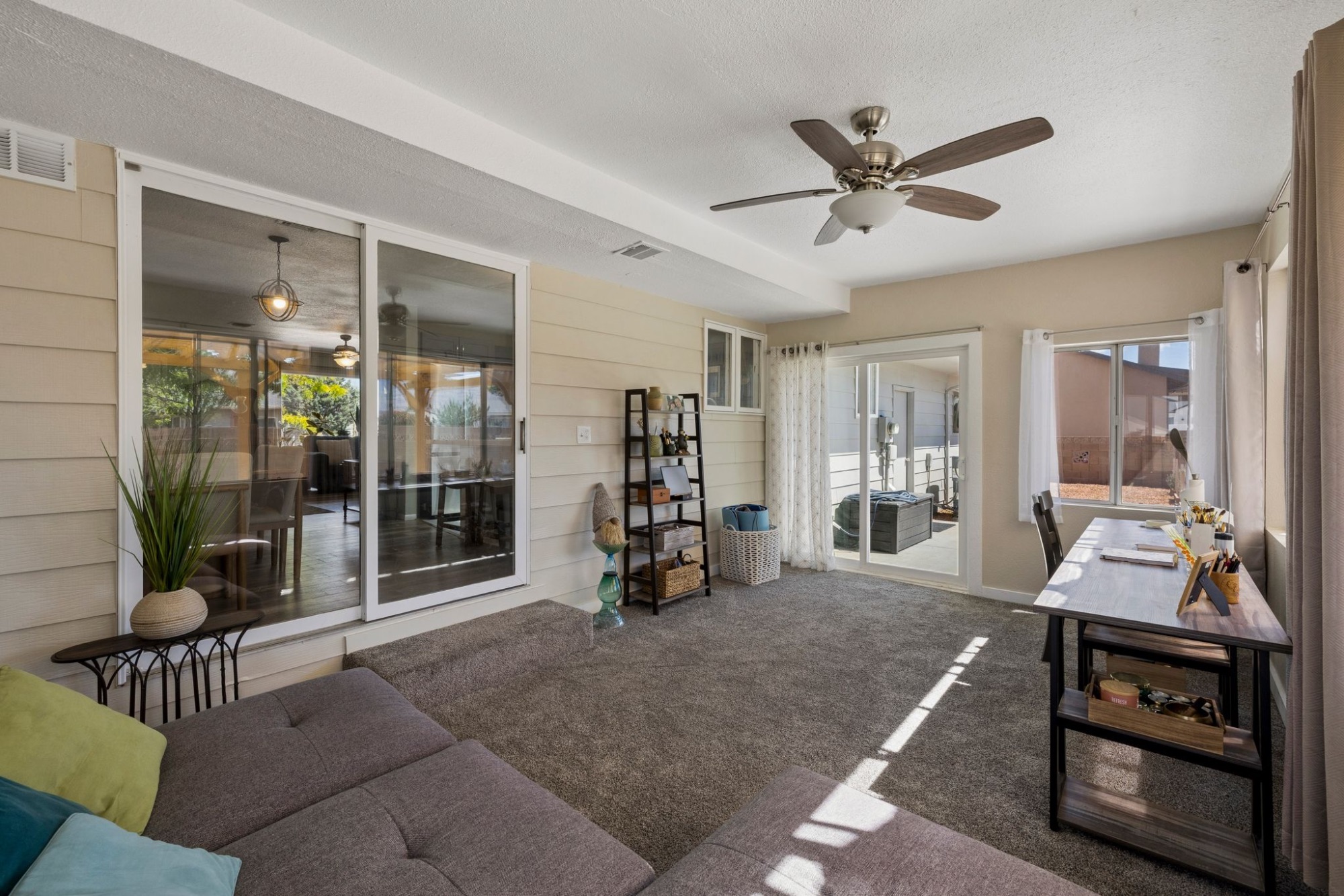4024 North Gelding Drive