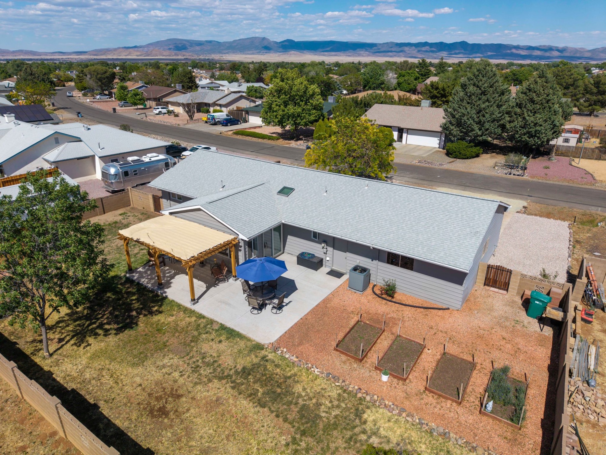 4024 North Gelding Drive