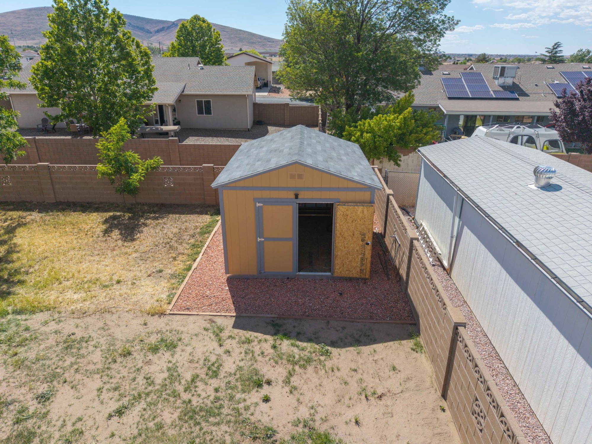 4024 North Gelding Drive