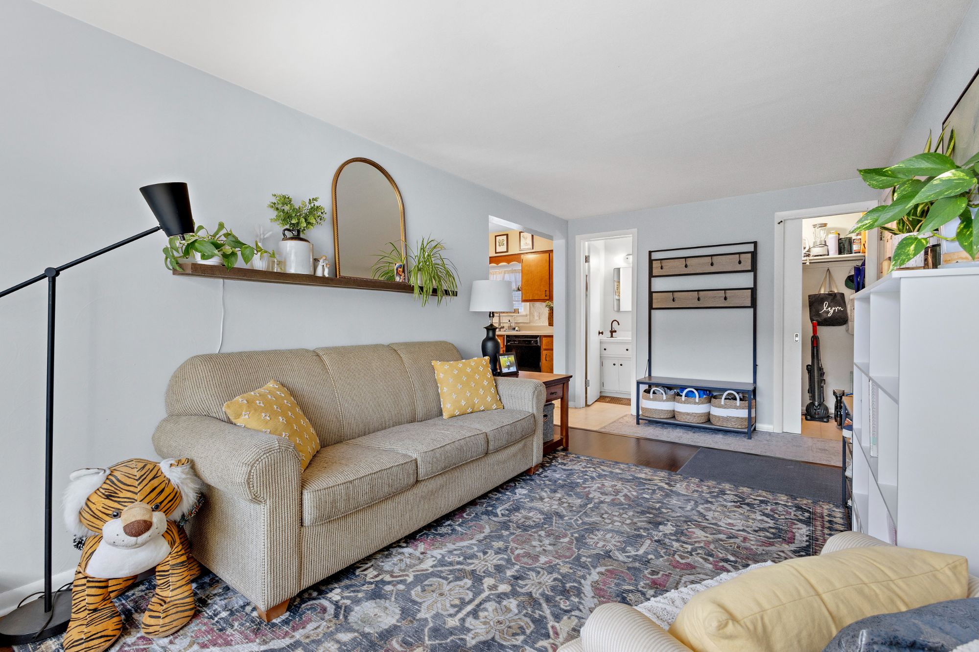 903 Allouez Place