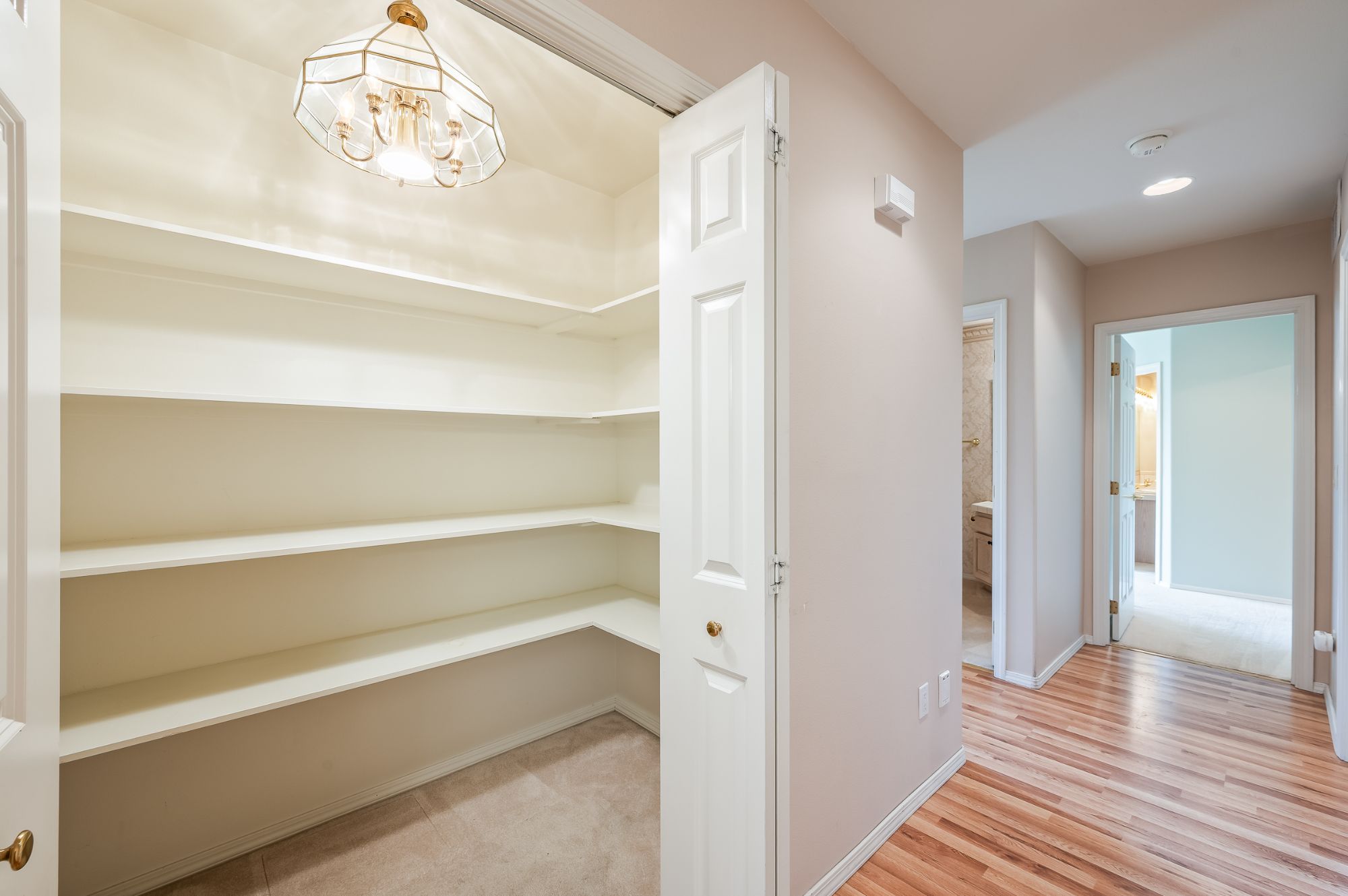 1380 Eastmont Ave Unit 1203