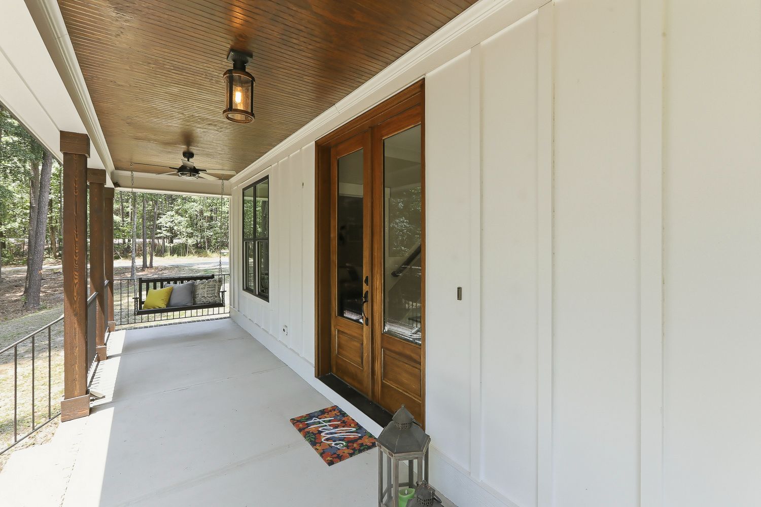 7032 Oakville Lane