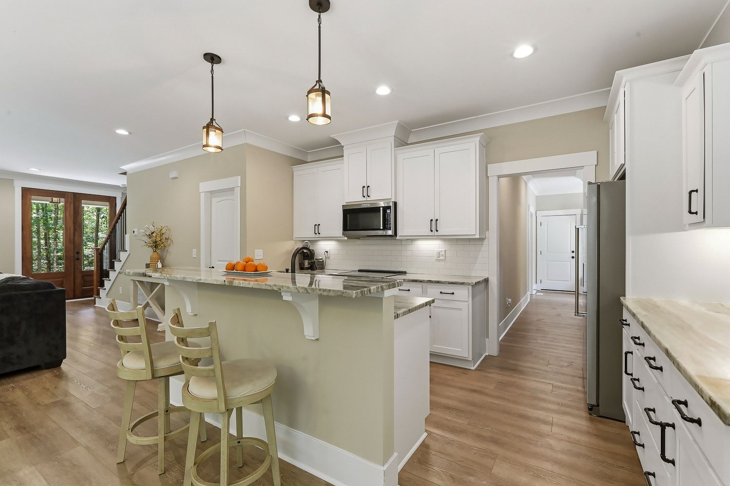 7032 Oakville Lane