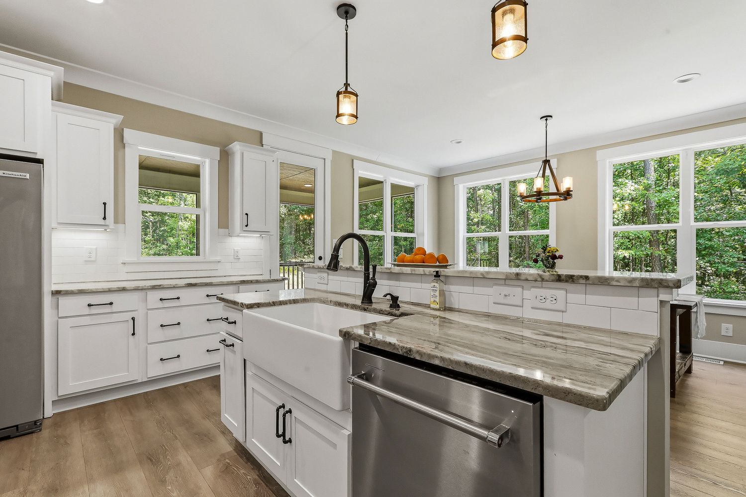 7032 Oakville Lane
