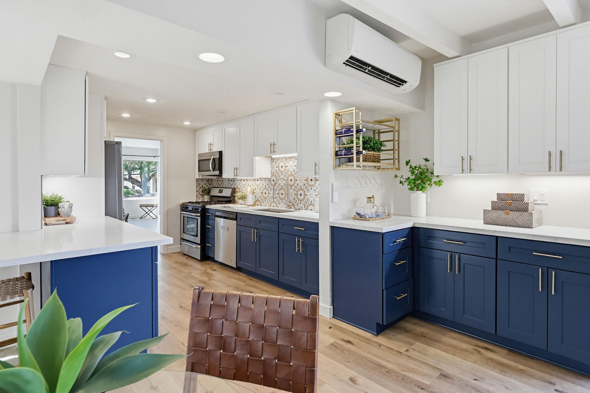 3423 Wisteria Drive