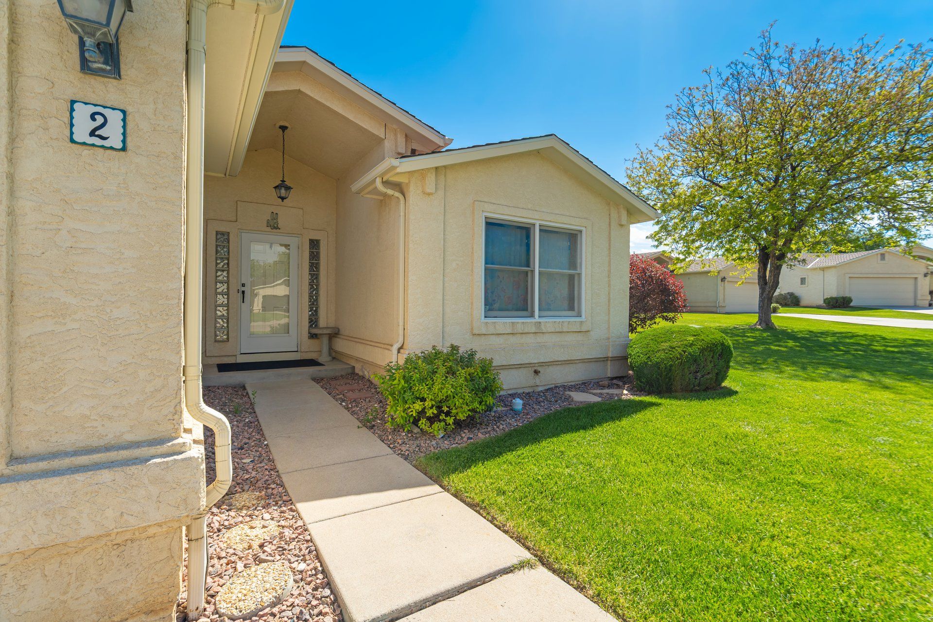 2 Cynthia Place