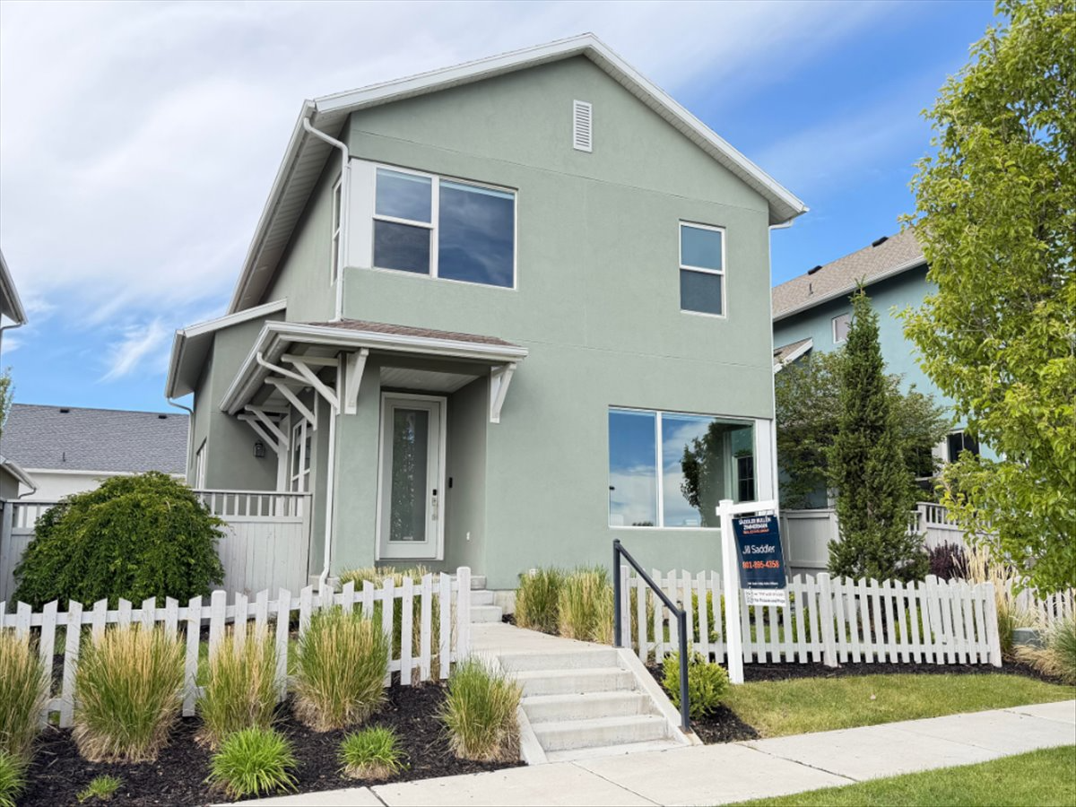 11364 Red Cardinal Way